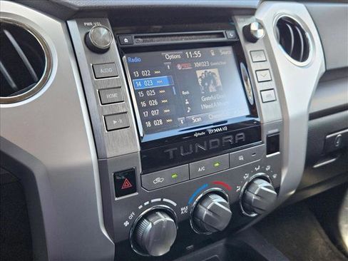 Used 2015 Toyota Tundra SR5 w/ SR5 Upgrade Package image 9