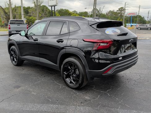 New 2026 Chevrolet Trax LT w/ Driver Confidence Package image 6
