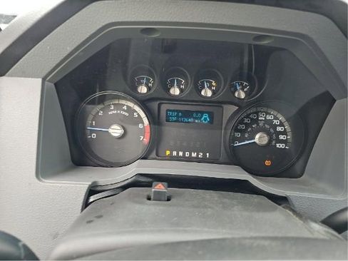 Used 2016 Ford F250 XL w/ Power Equipment Group RWD image 7