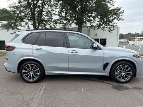 Certified 2024 BMW X5 xDrive40i w/ M Sport Package AWD/4WD image 7