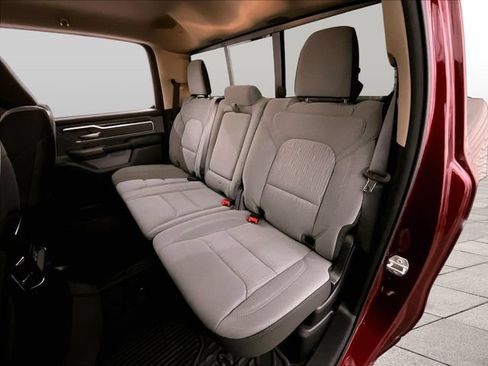 Used 2020 RAM 1500 Big Horn AWD/4WD image 25