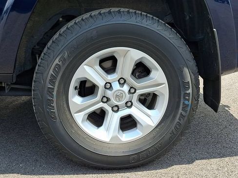 Used 2023 Toyota 4Runner SR5 Premium w/ Moonroof Package AWD/4WD image 11