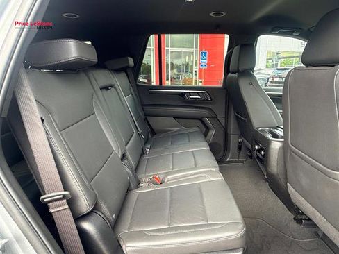 Used 2025 Chevrolet Tahoe LT AWD/4WD image 9