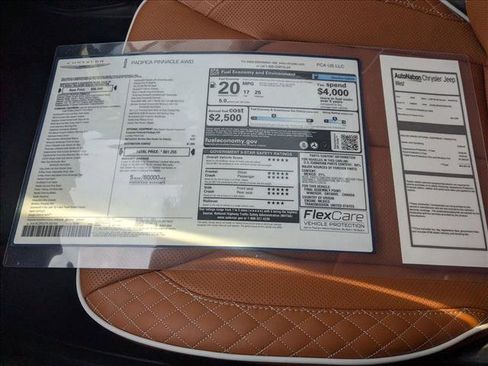 New 2026 Chrysler Pacifica Pinnacle image 21