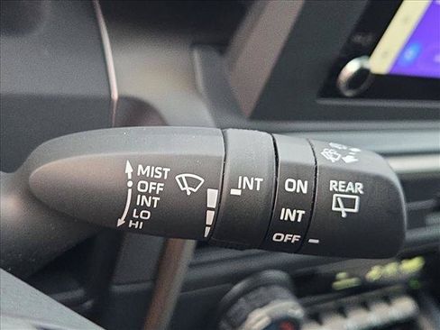 Used 2025 Toyota 4Runner SR5 AWD/4WD image 15