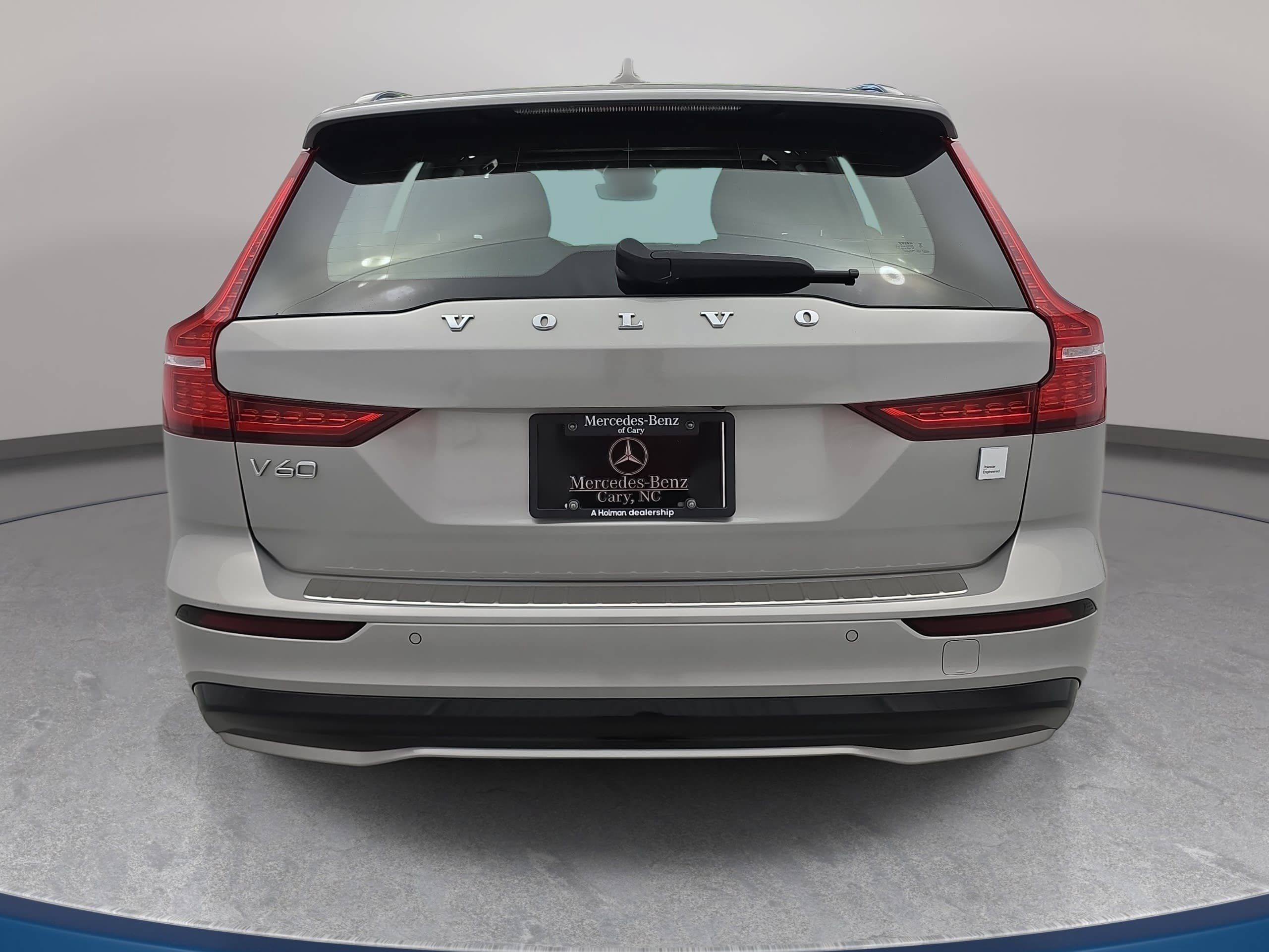 Used 2024 Volvo V60 T8 Polestar w/ Protection Package Premier AWD/4WD image 6