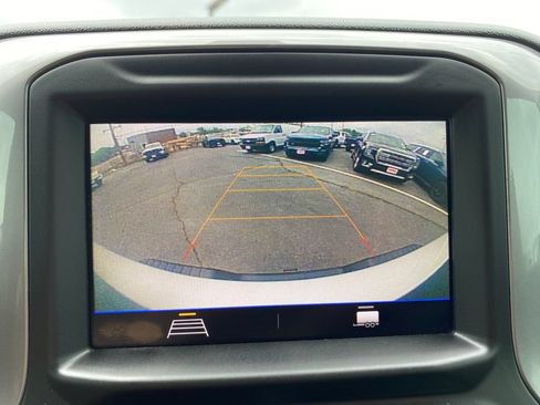 Used 2022 Chevrolet Silverado 2500 Custom w/ Custom Value Package AWD/4WD image 20