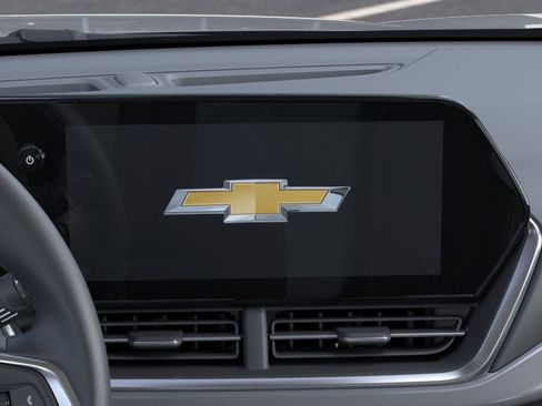 New 2025 Chevrolet Trax LT w/ Driver Confidence Package image 22
