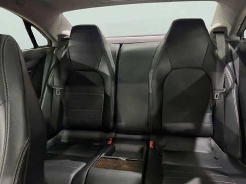 Used 2013 Mercedes-Benz E 350 4MATIC Coupe image 44