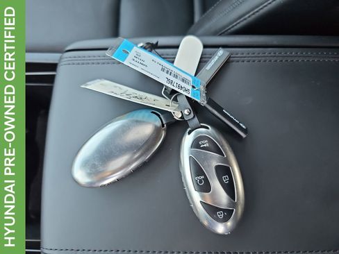 Certified 2025 Hyundai Santa Fe Calligraphy image 44