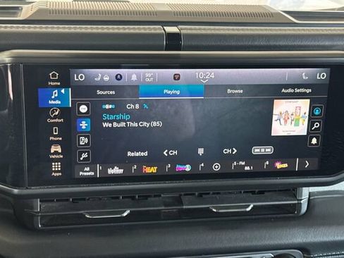 Used 2024 Jeep Wrangler Unlimited Sahara image 15