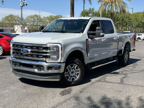 Used 2026 Ford F250 Lariat AWD/4WD image 31