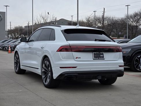 Certified 2025 Audi Q8 Prestige image 11