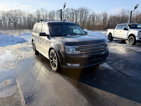 Used 2019 Ford Flex SEL w/ Equipment Group 202A image 3