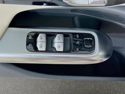 Certified 2026 Mercedes-Benz E 350 4MATIC Sedan image 23
