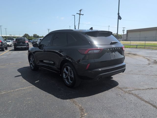 Used 2023 Ford Escape ST-Line w/ Tech Pack #1 FWD image 5