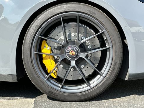 Used 2025 Porsche 911 Carrera GTS image 29