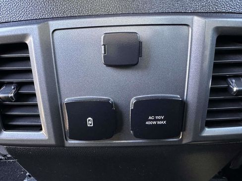 Used 2018 Ford F150 XLT w/ Equipment Group 302A Luxury image 13