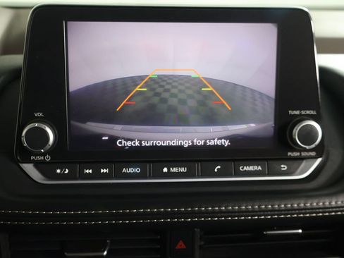 Used 2023 Nissan Rogue SV AWD/4WD image 38