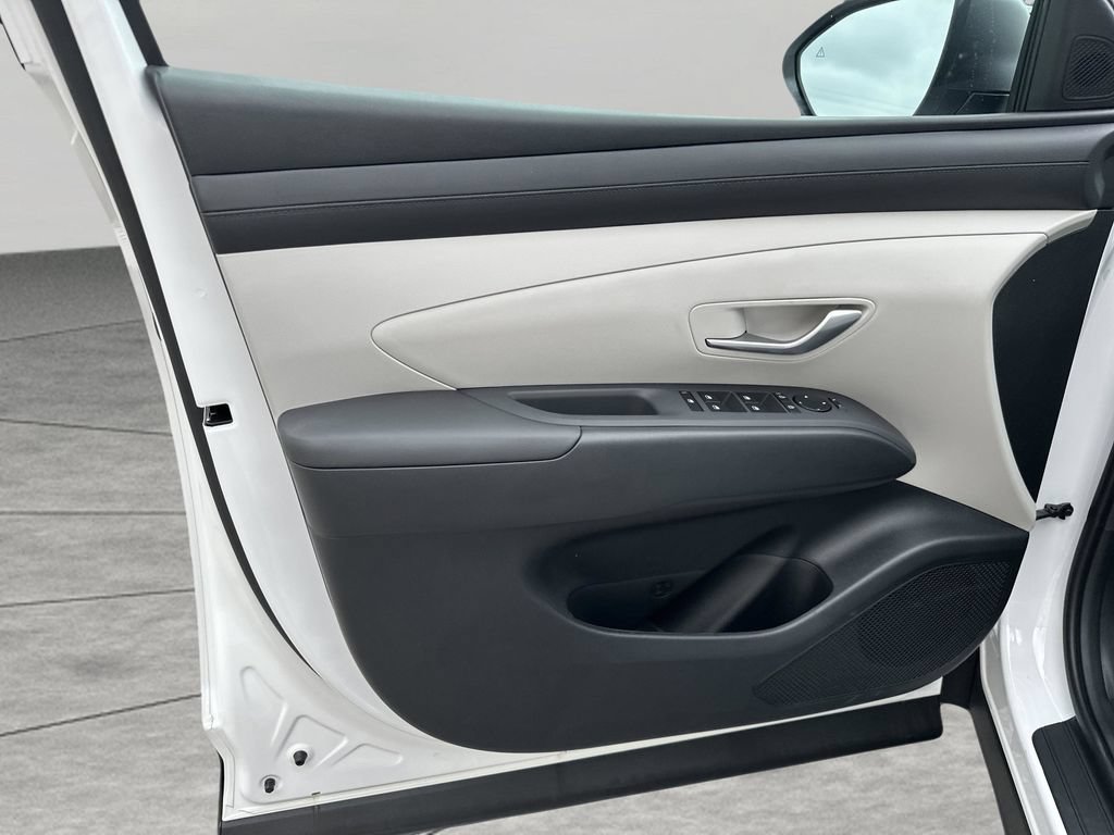New 2026 Hyundai Tucson SE FWD image 13