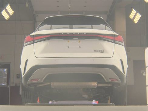 Used 2024 Lexus RX 350 Premium w/ Accessory Package (Z1) image 8
