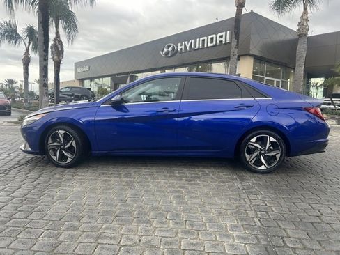 Used 2023 Hyundai Elantra Limited image 6