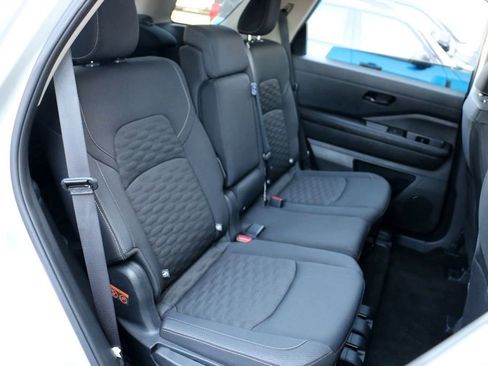 Used 2025 Nissan Pathfinder SV FWD image 29
