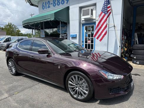 Used 2019 Maserati Ghibli RWD image 3