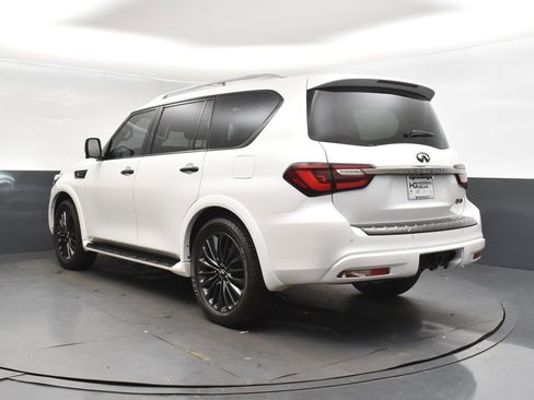 Certified 2023 INFINITI QX80 Premium Select w/ Cargo Package image 5