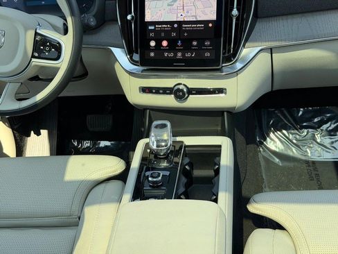 Certified 2026 Volvo XC90 B6 Ultra AWD/4WD image 16