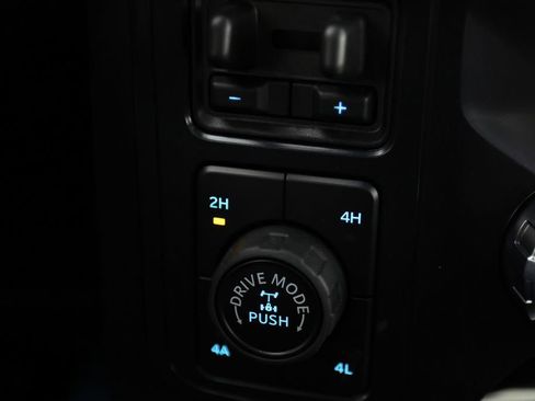 Used 2026 Ford F150 Raptor AWD/4WD image 23
