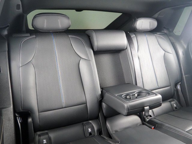 Used 2024 Cadillac Lyriq Sport RWD image 17