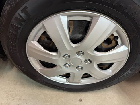 Used 2018 Dodge Journey SE w/ Popular Equipment Group FWD image 32