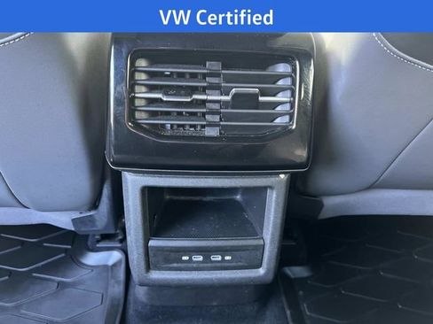 Used 2023 Volkswagen ID.4 Pro image 28