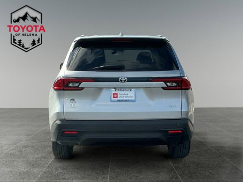 Certified 2025 Toyota Grand Highlander AWD image 4