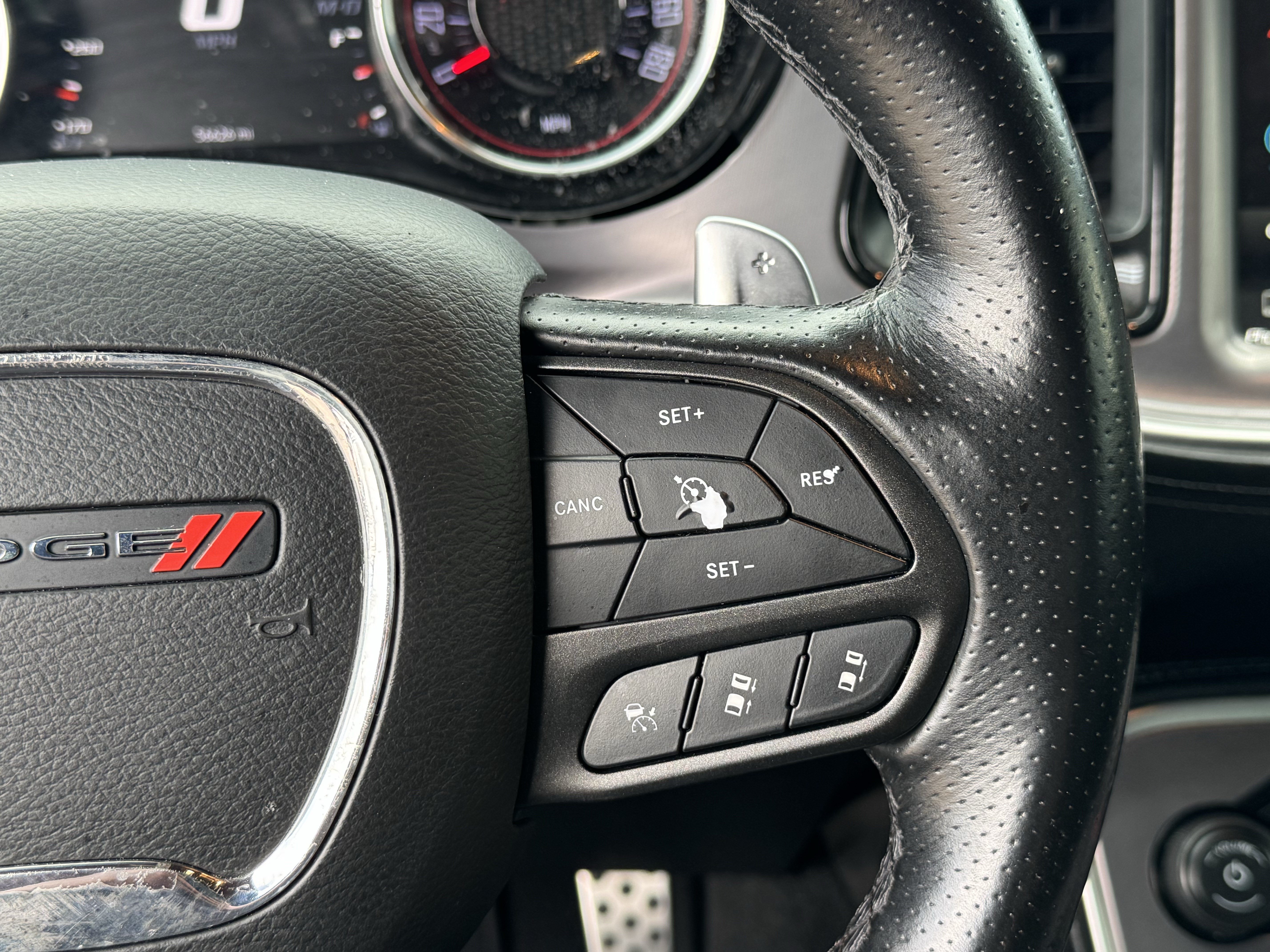 Used 2022 Dodge Challenger R/T Scat Pack RWD image 27