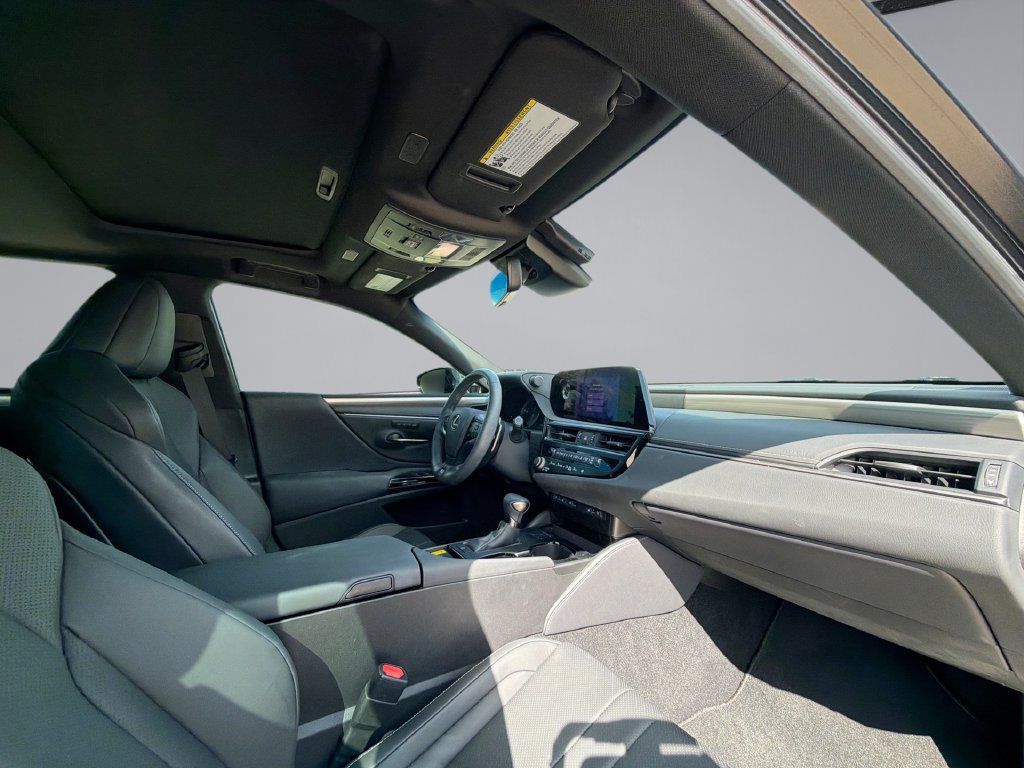 Used 2024 Lexus ES 350 F Sport w/ Accessory Package (Z2) FWD image 15