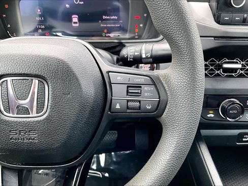 Used 2023 Honda Accord EX image 24