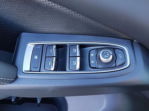 New 2026 Subaru Ascent Limited AWD/4WD image 18