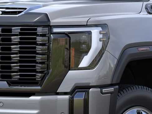 New 2026 GMC Sierra 3500 Denali Ultimate AWD/4WD image 10