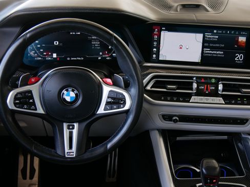 Used 2023 BMW X5 M w/ Competition Package AWD/4WD image 15