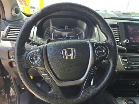 Used 2023 Honda Ridgeline Sport image 8