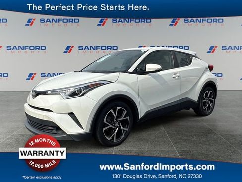 Used 2019 Toyota C-HR XLE image 1