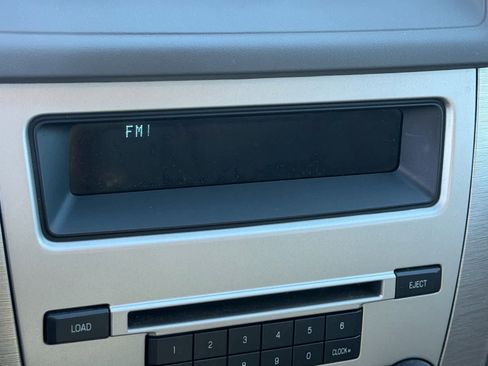 Used 2011 Ford Fusion SE w/ 201A Rapid Spec Order Code FWD image 26