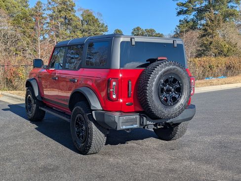 Used 2023 Ford Bronco Wildtrak image 7