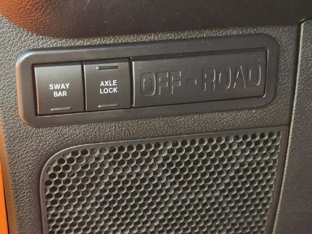 Used 2013 Jeep Wrangler Unlimited Rubicon AWD/4WD image 20