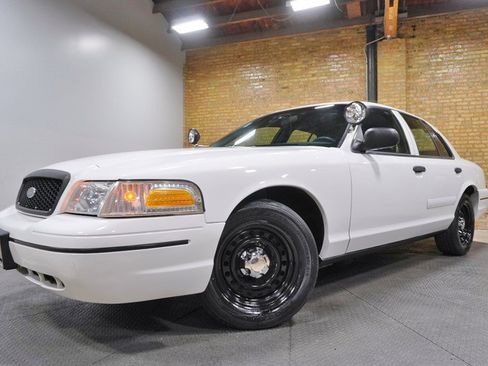 Used 2000 Ford Crown Victoria Police Interceptor RWD image 1