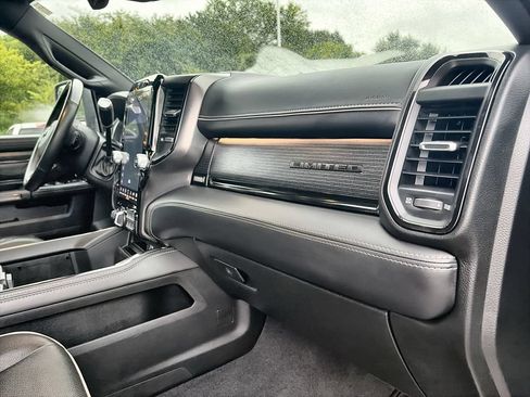 Used 2023 RAM 2500 Limited AWD/4WD image 30