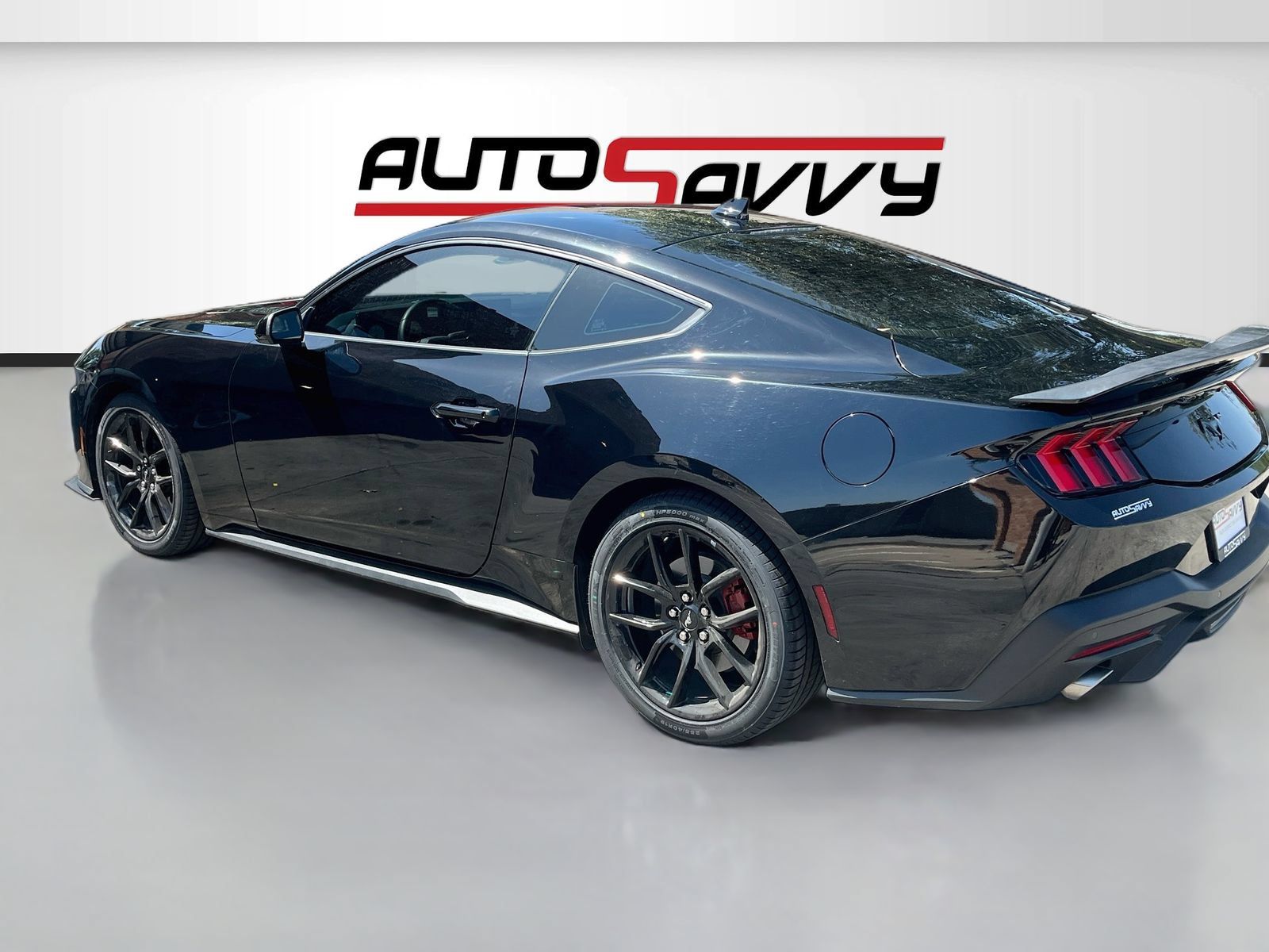 Used 2024 Ford Mustang Coupe RWD image 5