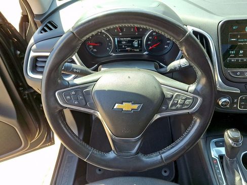 Used 2018 Chevrolet Equinox LT image 19